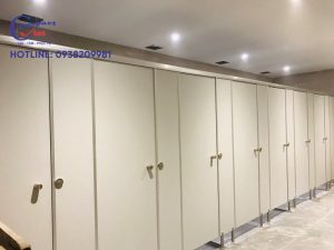 vách ngăn vệ sinh Compact việt